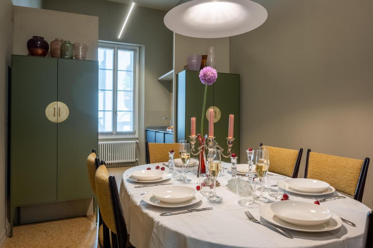 Palazzo Borgoloco Apartment เวนิส ภายนอก รูปภาพ