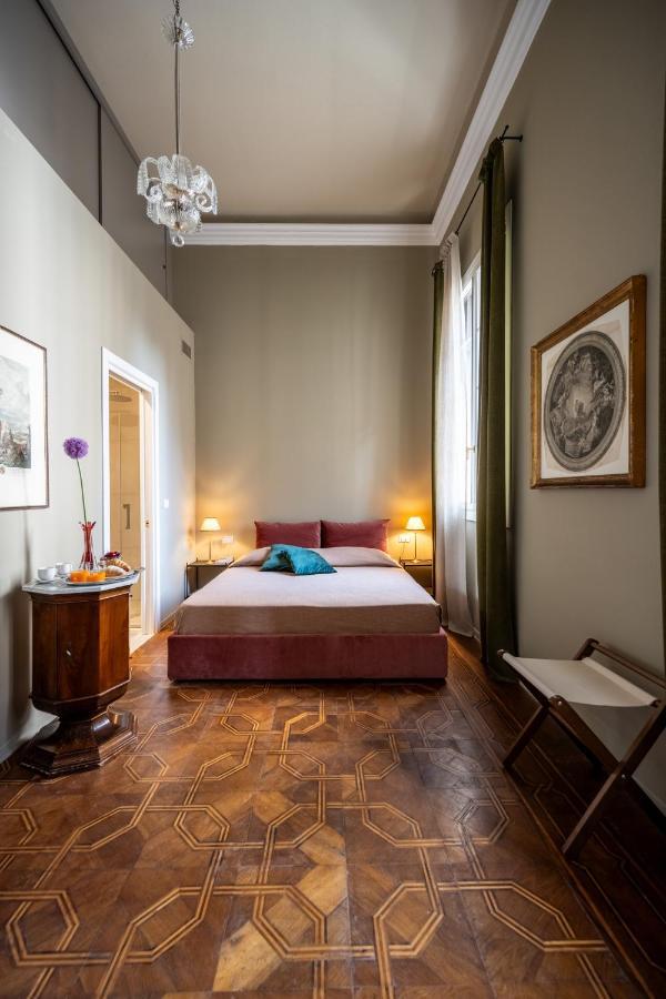 Palazzo Borgoloco Apartment เวนิส ภายนอก รูปภาพ