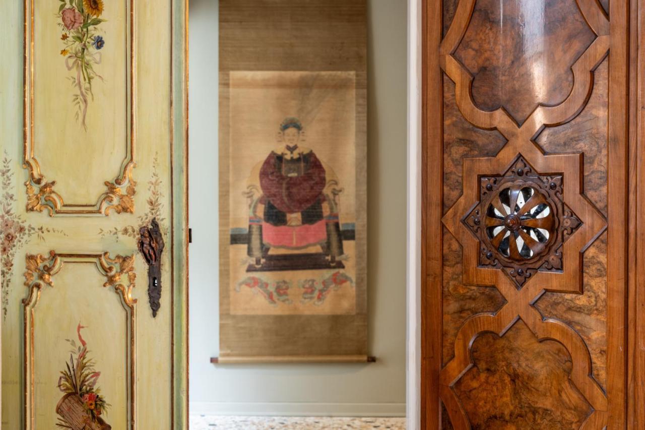 Palazzo Borgoloco Apartment เวนิส ภายนอก รูปภาพ